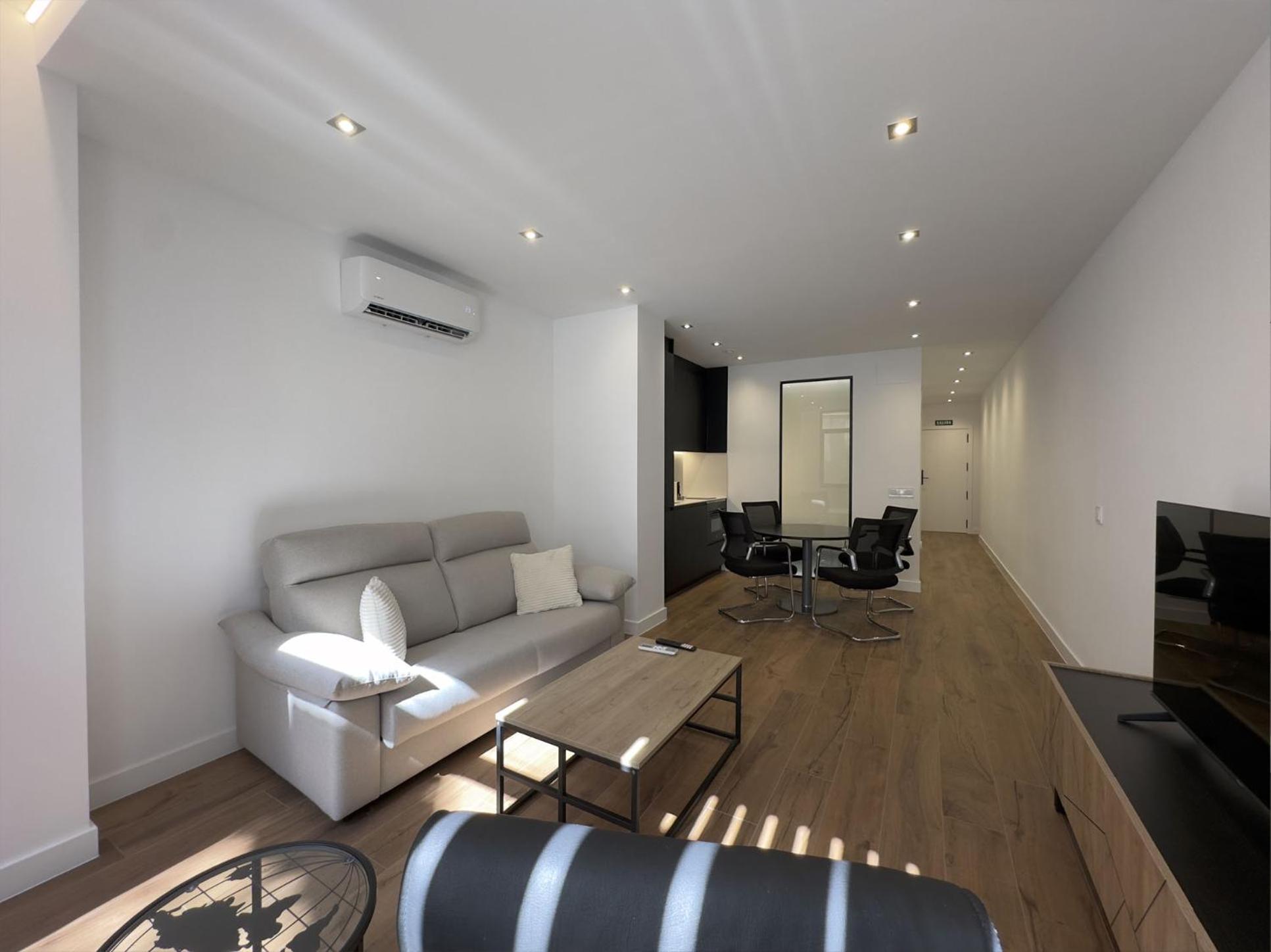 Apartamentos Alfisa Puerta Del Sol — Photos 2